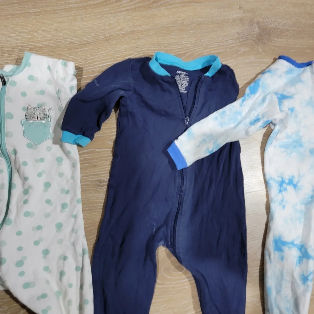 12m to 18m toddler baby boy sleepers pj's onesies, pajamas - Picture 3 of 4